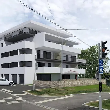 Apartment Magnifique A La Frontiere Suisse *