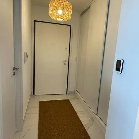 Magnifique A La Frontiere Suisse Apartament *